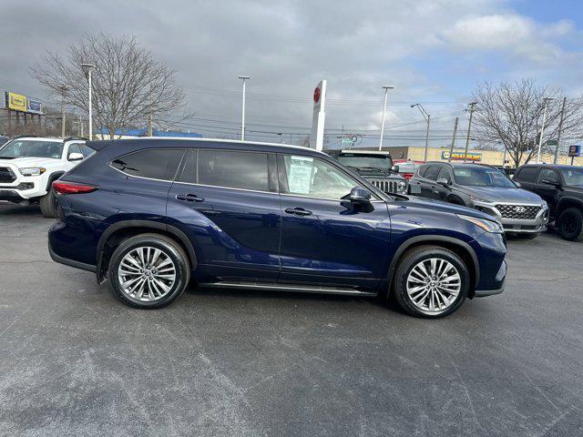 used 2020 Toyota Highlander car, priced at $37,595