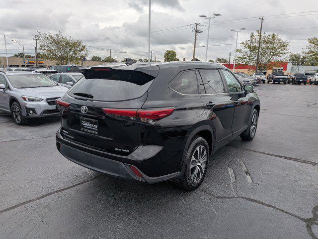 used 2023 Toyota Highlander car, priced at $37,588