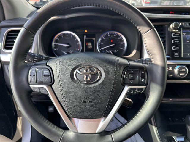 used 2019 Toyota Highlander car, priced at $30,988