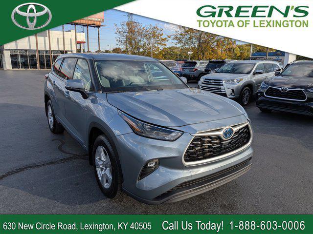 used 2022 Toyota Highlander Hybrid car, priced at $34,295