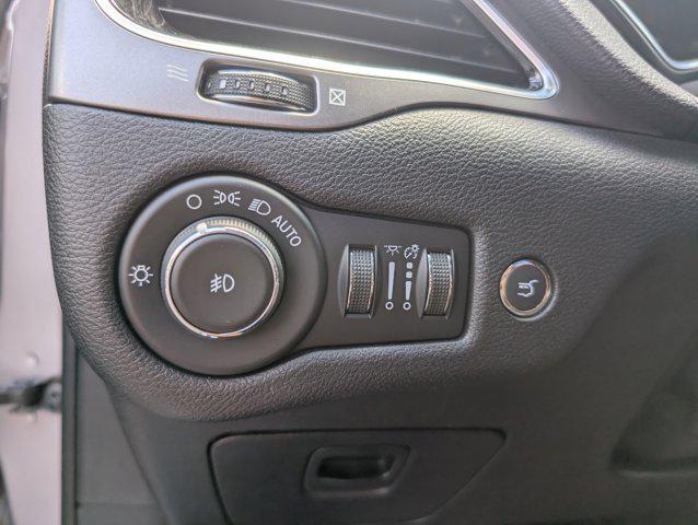 used 2020 Jeep Cherokee car, priced at $15,188