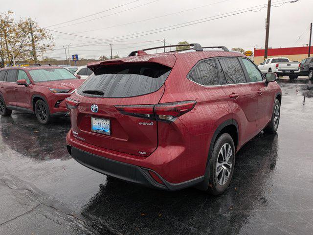 used 2024 Toyota Highlander Hybrid car, priced at $47,988