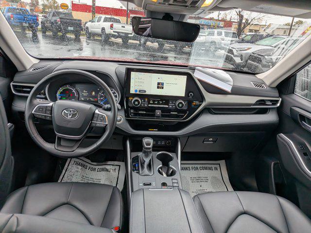 used 2024 Toyota Highlander Hybrid car, priced at $47,988