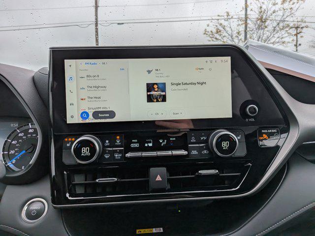 used 2024 Toyota Highlander Hybrid car, priced at $47,988