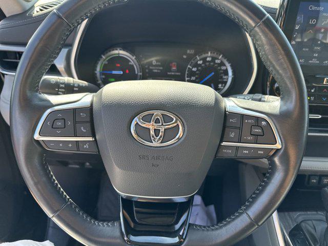 used 2021 Toyota Highlander Hybrid car, priced at $38,588