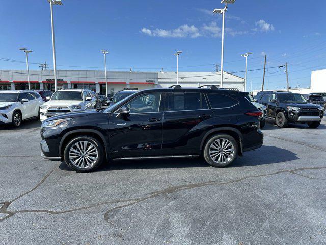 used 2021 Toyota Highlander Hybrid car, priced at $38,588