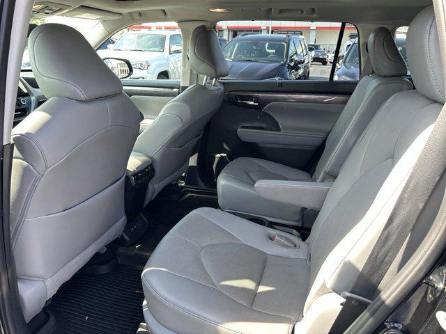 used 2021 Toyota Highlander Hybrid car, priced at $38,588