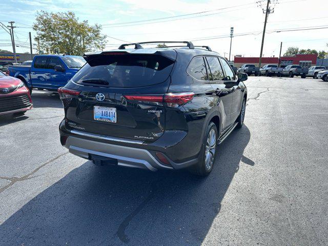 used 2021 Toyota Highlander Hybrid car, priced at $38,588