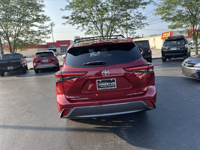 used 2023 Toyota Highlander car, priced at $42,995