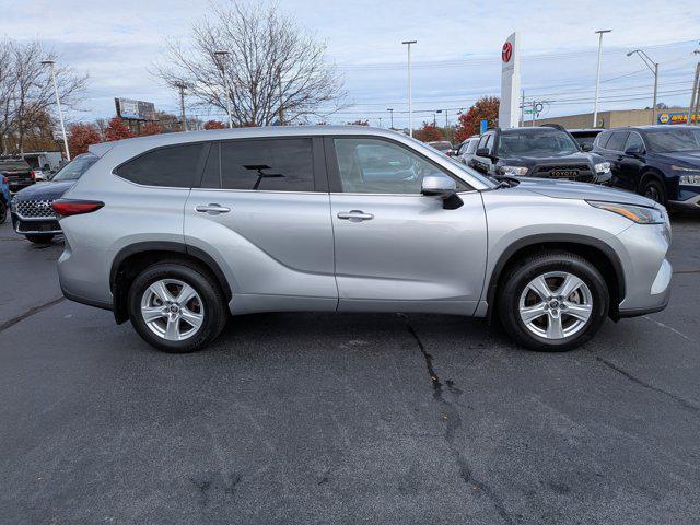 used 2023 Toyota Highlander car, priced at $31,588
