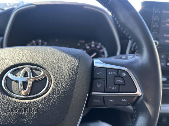 used 2021 Toyota Highlander car, priced at $29,588