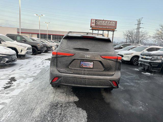 used 2023 Toyota Highlander car, priced at $36,995