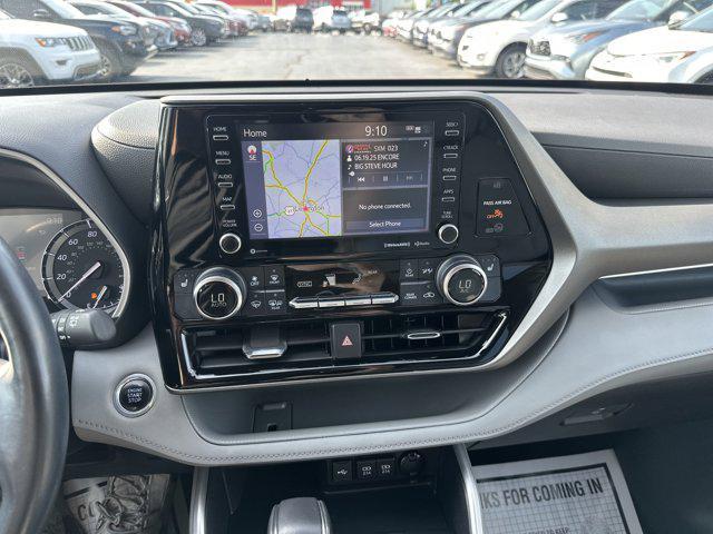 used 2021 Toyota Highlander car, priced at $32,395
