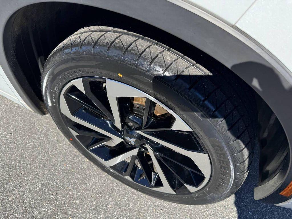 used 2024 Mitsubishi Outlander car, priced at $17,995