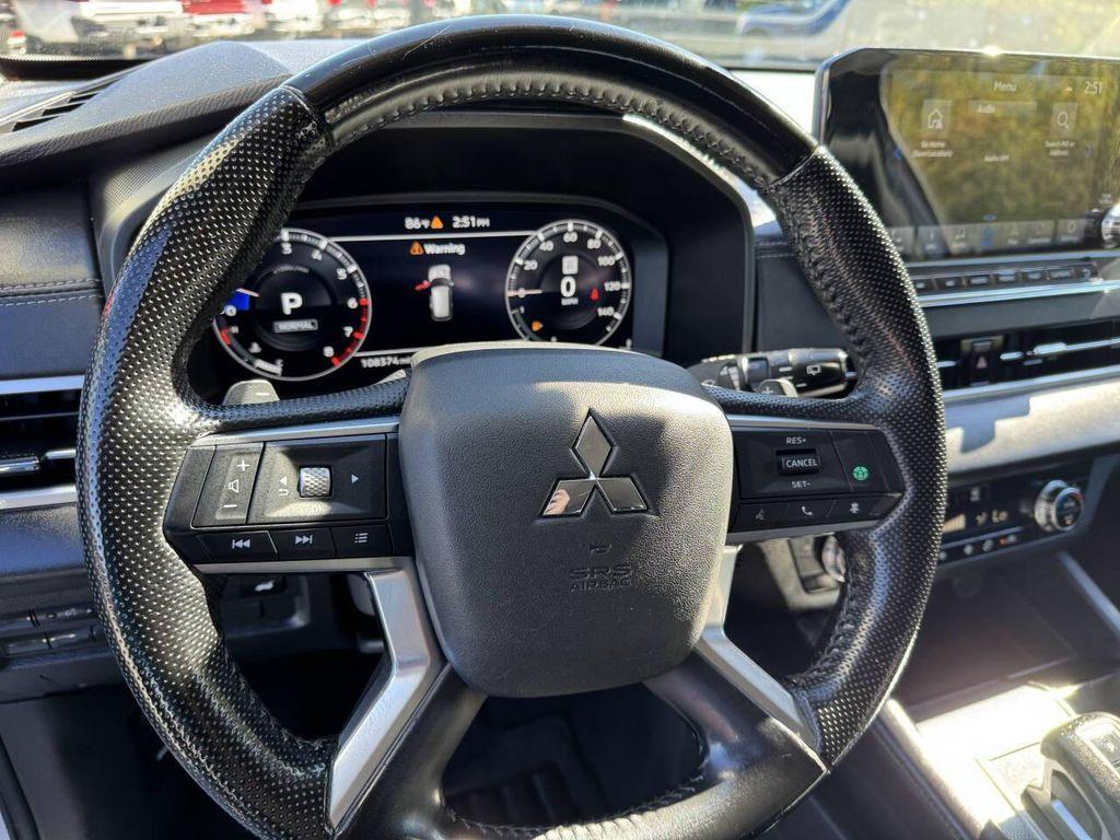 used 2024 Mitsubishi Outlander car, priced at $17,995