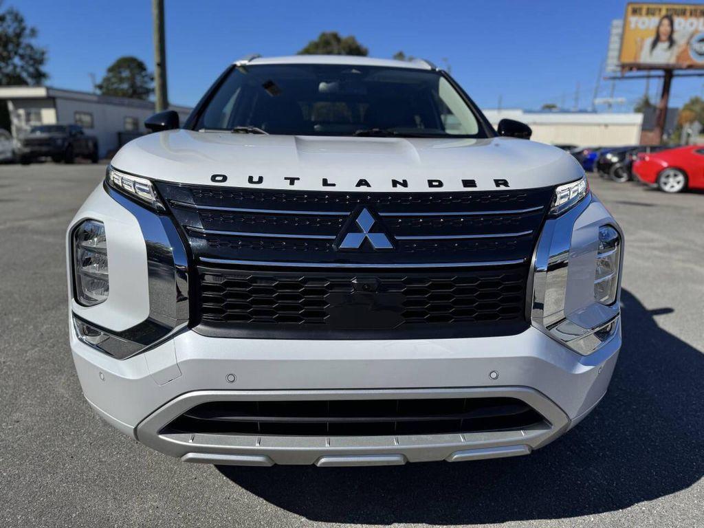 used 2024 Mitsubishi Outlander car, priced at $17,995
