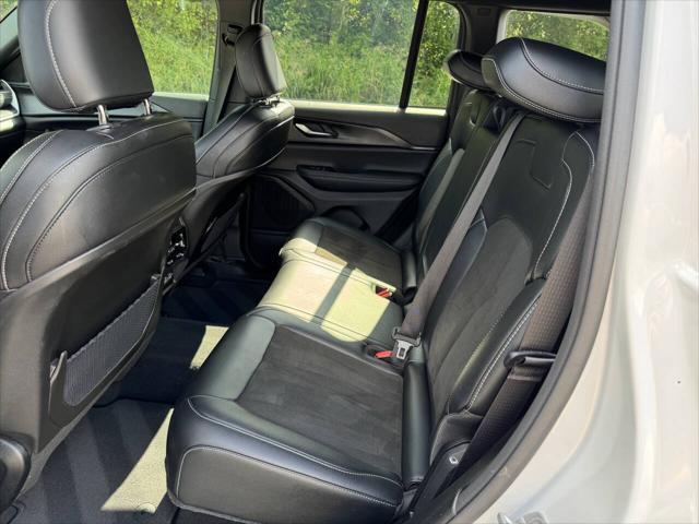 used 2023 Jeep Grand Cherokee car, priced at $29,995