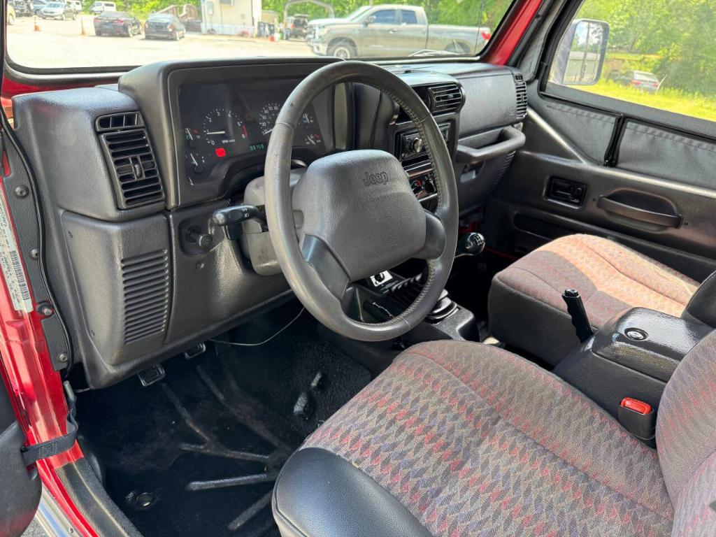 used 2000 Jeep Wrangler car, priced at $8,995