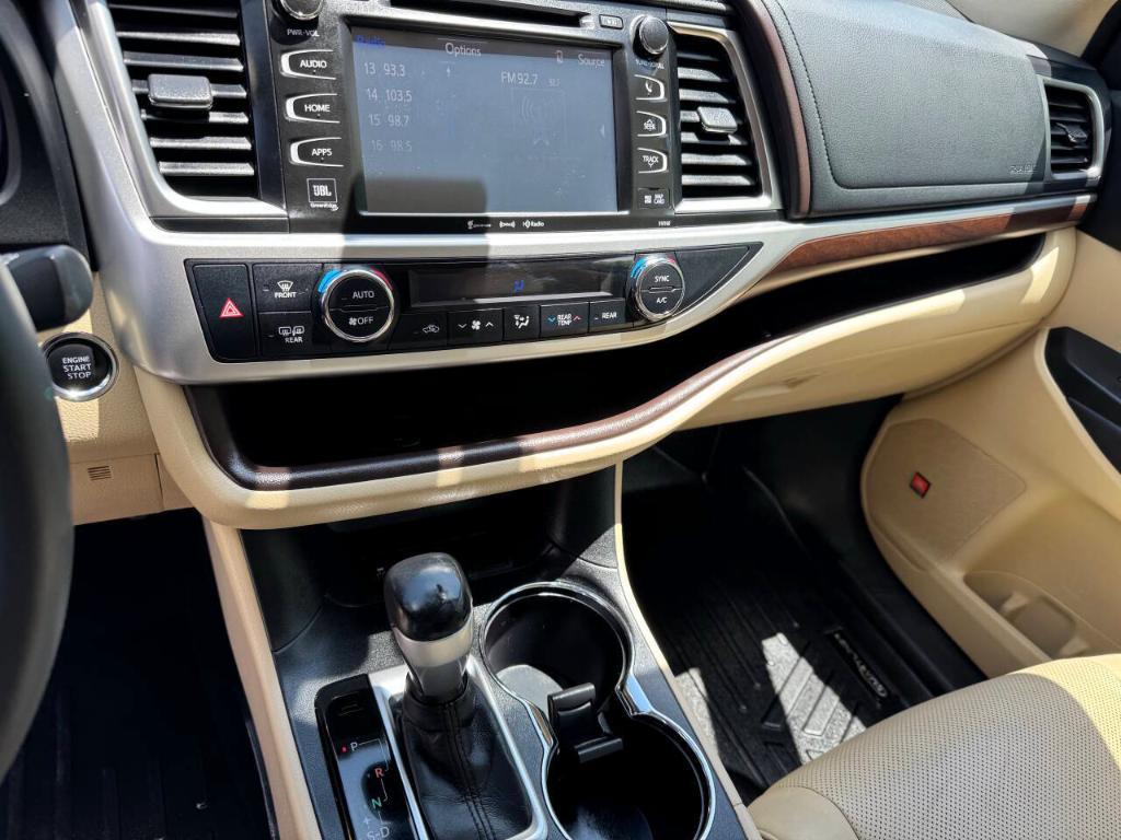 used 2016 Toyota Highlander car, priced at $18,995