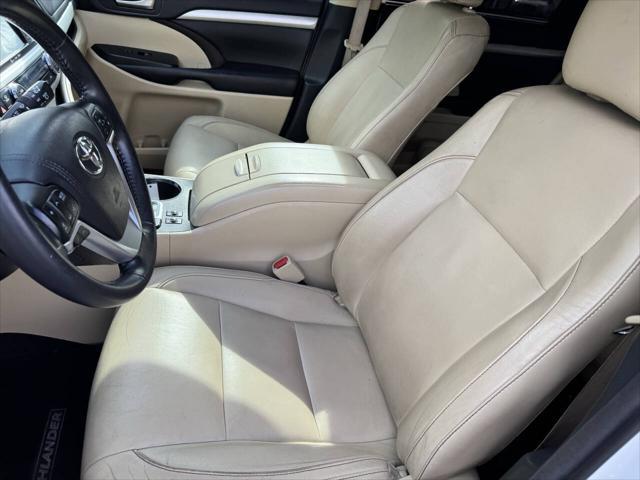 used 2018 Toyota Highlander car, priced at $20,995