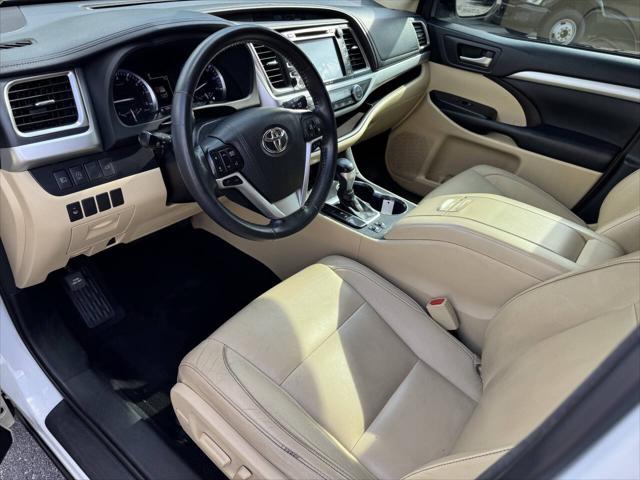 used 2018 Toyota Highlander car, priced at $20,995