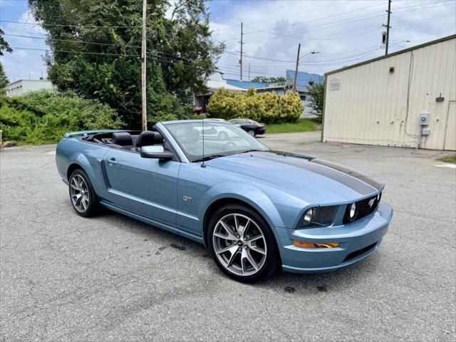 used 2005 Ford Mustang car, priced at $13,995