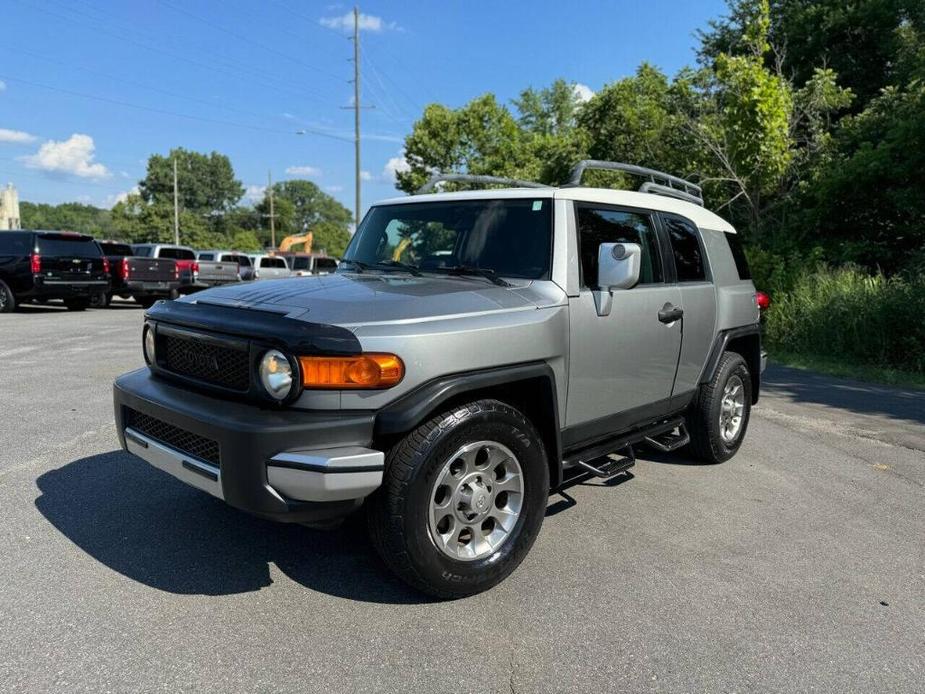 used 2012 Toyota FJ Cruiser car, priced at $21,995