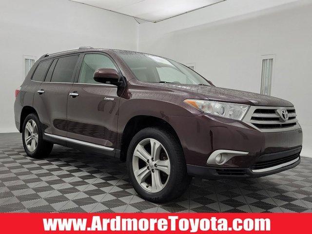 used 2013 Toyota Highlander car, priced at $15,695