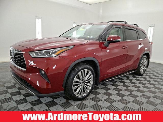used 2022 Toyota Highlander Hybrid car, priced at $42,991