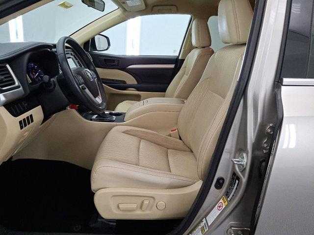 used 2015 Toyota Highlander car, priced at $19,444