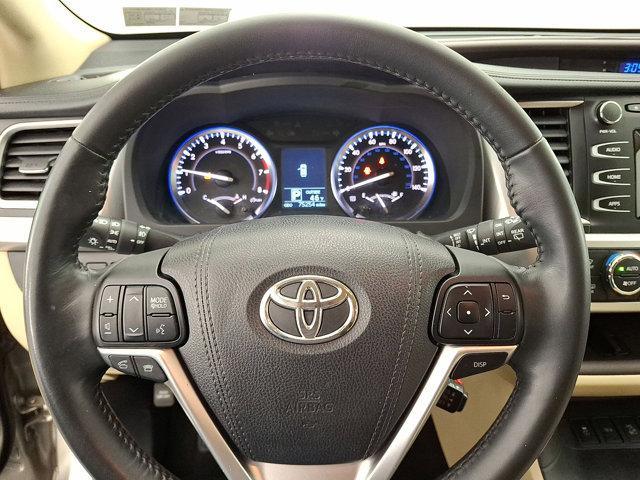 used 2015 Toyota Highlander car, priced at $19,444