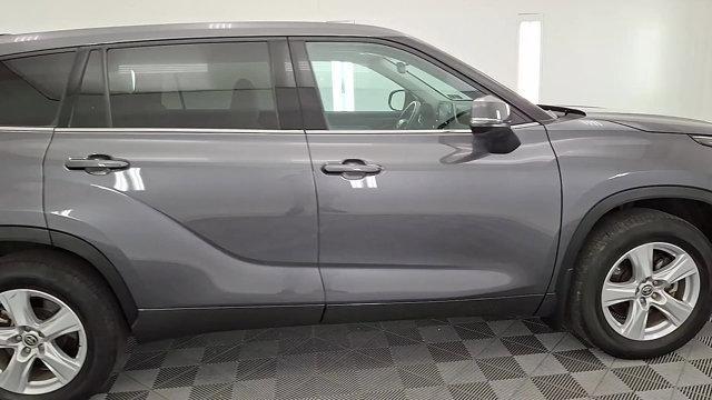 used 2022 Toyota Highlander car, priced at $33,992
