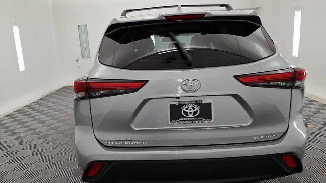 used 2022 Toyota Highlander car, priced at $36,438