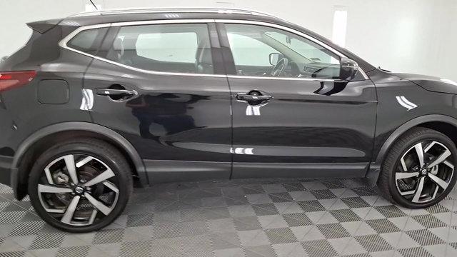 used 2022 Nissan Rogue Sport car, priced at $24,299