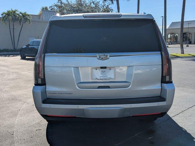 used 2020 Cadillac Escalade ESV car, priced at $42,595