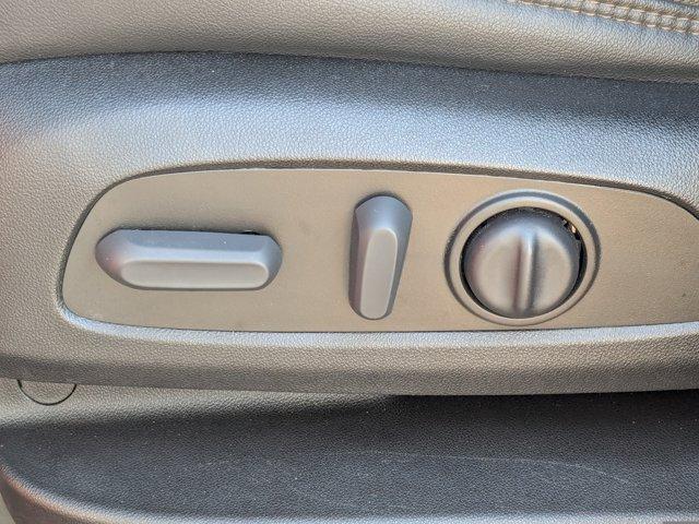 used 2023 Chevrolet Traverse car, priced at $36,995