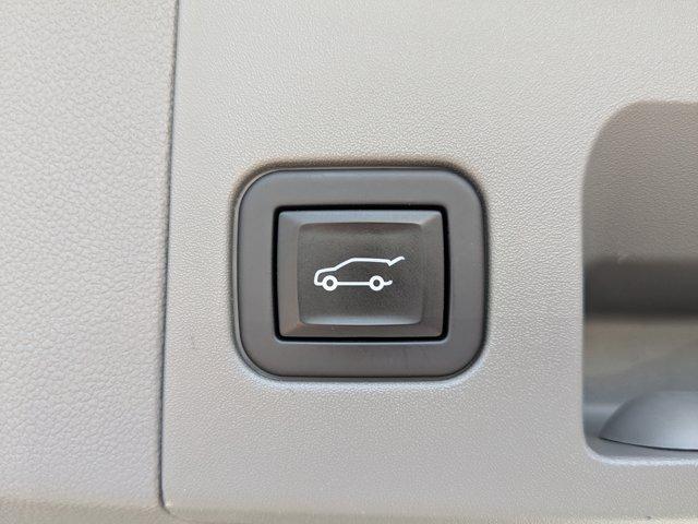 used 2022 Cadillac XT5 car, priced at $39,995