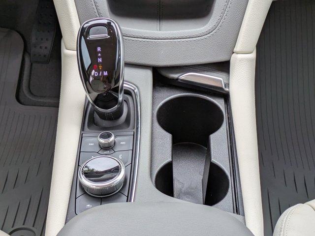 used 2021 Cadillac XT5 car, priced at $29,995