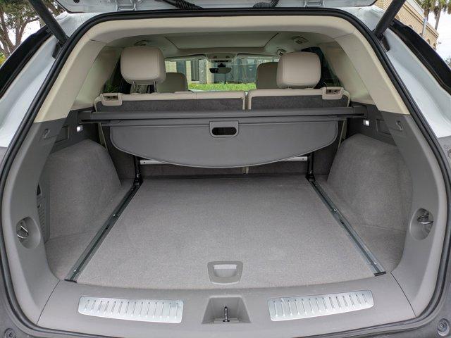 used 2021 Cadillac XT5 car, priced at $29,995