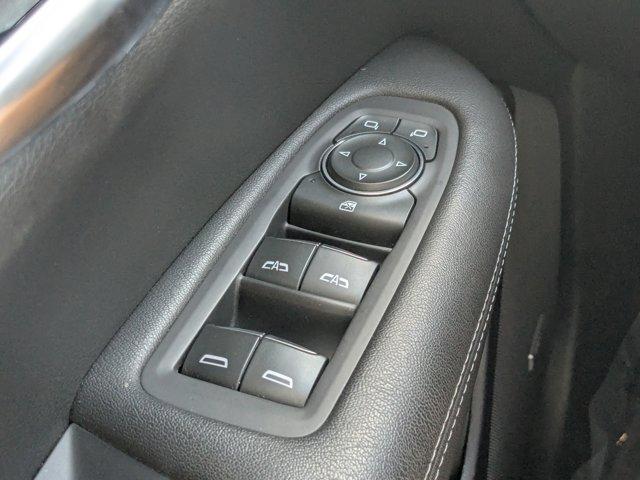 used 2021 Cadillac XT5 car, priced at $26,995