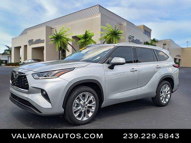 used 2023 Toyota Highlander car, priced at $39,995