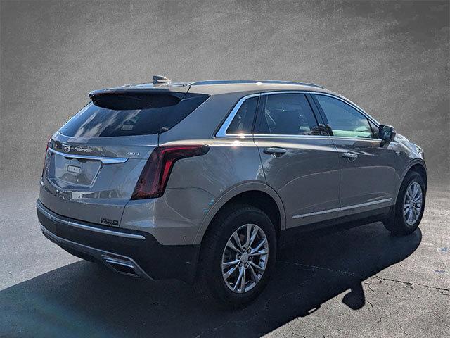 used 2022 Cadillac XT5 car, priced at $35,995