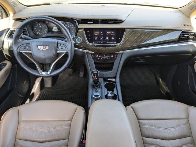 used 2022 Cadillac XT6 car, priced at $44,995