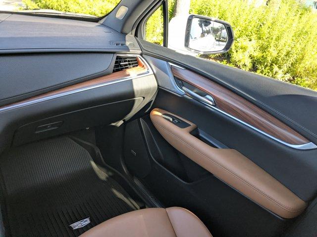 used 2024 Cadillac XT5 car, priced at $47,995