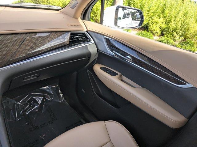 used 2023 Cadillac XT6 car, priced at $47,995