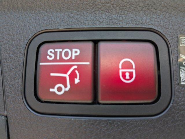 used 2022 Mercedes-Benz GLE 350 car, priced at $42,995