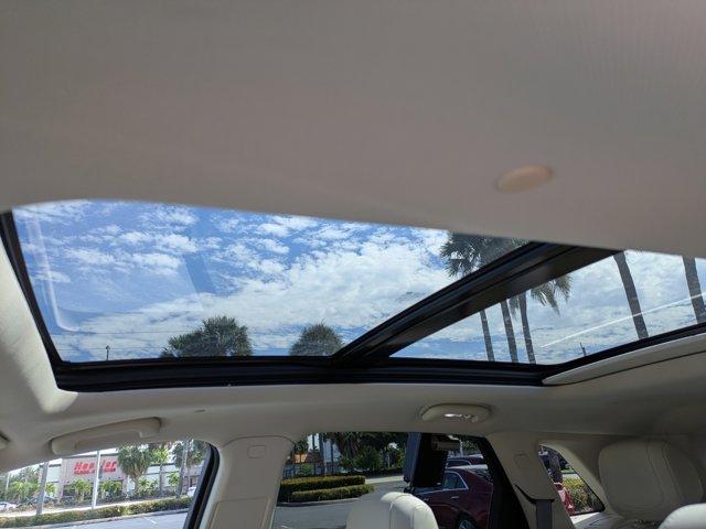 used 2023 Cadillac XT5 car, priced at $38,995