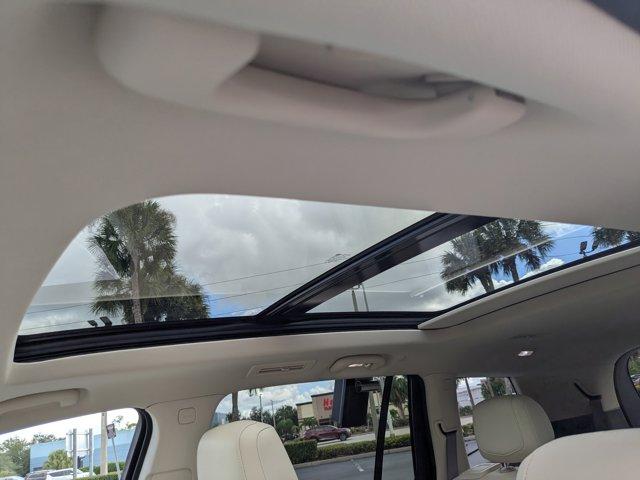 used 2024 Cadillac XT6 car, priced at $48,995