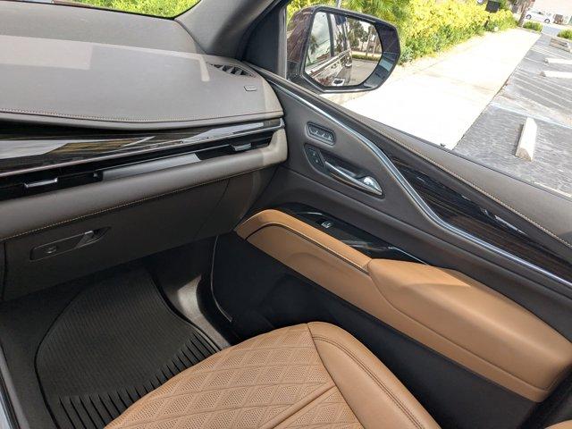 used 2022 Cadillac Escalade ESV car, priced at $60,995