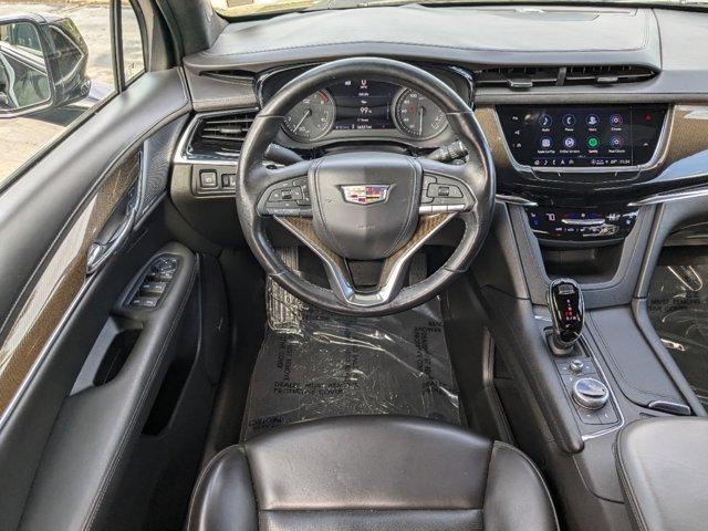 used 2022 Cadillac XT6 car, priced at $39,995